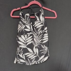 Black and White Kona Sol Leaf Print Women's Top